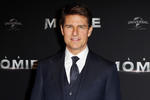 Tom Cruise (43 millones), se mantiene entre los diez primeros, en séptimo lugar.