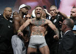 Tras el anuncio de los pugilistas, McGregor recibió fuertes ovaciones mientras que su contrincante “Money” Mayweather presenció un público dividido.
