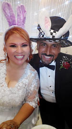 27082017 Los recién casados disfrutando el mariachi.