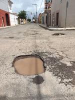 Calle Haití y Asiano, a un costado de la ex súper del Issste.
