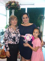 12102017 Nancy con su mamá, Leticia, y su hija, Sofía Fernanda.
