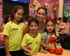 Nena Rojas con sus hijos, Sara, Aarón y Daniela
