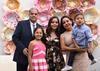 La festejada acompañada por sus papás José Luis y Adriana así como de sus hermanos Valentina y José.
