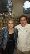 06112017 EN RECIENTE FESTEJO.  José Antonio y Susana Candelas.