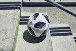 El Telstar original "es uno de los balones de fútbol más emblemáticos de todos los tiempos, utilizado por exjugadores como Pelé, Müller, Facchetti, Bobby Moore o Pedro Rochao