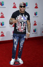 El músico Flo Rida también estuvo presente en la alfombra de los Grammy Latinos 2017.