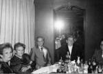 26112017 Arq. Federico Verástegui, Ángel Sogui (f), Francisco Verástegui (f), Emma
de Verástegui y Alicia de la Fuente de Sogui en una boda en el Casino de
La Laguna en 1980.