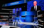 "Nosotros sabemos recibir a nuestros amigos, el gran amor por el fútbol es muy grande y muy fuerte", dijo Vladimir Putin a los expectantes.