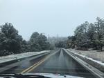 La Secretaría de Comunicaciones y Transportes (SCT), informó la presencia de nieve sobre carretera Durango-Mazatlán, a la altura del kilómetro 55.