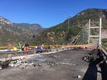 Incendio de pipa en la 'Súper' deja daños en puente