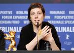 Adina Pintilie se llevó el gran premio de la noche de la Berlinale con el Oso de oro a Mejor Película con Touch me not.