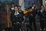 Frente a un numeroso público, sus doce integrantes rindieron tributo a la música mexicana.