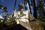La escultura de Weinstein de escala natural, colocada el jueves en el Hollywood Boulevard.