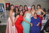 11032018 Valentina acompañada por su abuelita, Juana María, y sus primas, Sandra, Tania, Karla, Claudia, Edna, Alejandra y Belén.