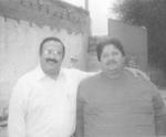 25032018 Jesús Reyes García y Ándres Mendoza Valencia
(f), durante un convivio de comerciantes de La Alianza en 1980.
