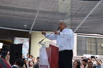Luego de estar en campaña en San Pedro, Coahuila, López Obrador se trasladó a Gómez Palacio, Durango para continuar con la misma.