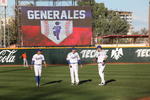 La afición duranguense abarrotó el parque de beisbol Francisco Villa en el primer juego como local de los Generales de Durango.