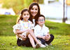Karla con sus hijos Arturo y Lia