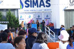 Antes de haber bloqueado el bulevar, los manifestantes entraron a las oficinas del Simas.