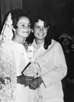22042018 Cecilia y Olivia Mora Garza en 1968.