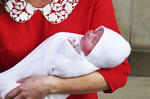 El nacimiento del tercer nieto de la fallecida Diana de Gales coincide con la noticia de que Pippa Middleton, hermana menor de Catalina, está esperando su primer hijo para el próximo octubre.