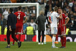 Algunos jugadores del Real Madrid consolaron a sus rivales.