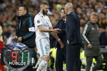 Karim Benzema supo agradecer la oportunidad de su técnico con dos goles.