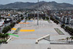 Regidores de la bancada del PRI suspendieron los trabajos de pintura que se realizan en la Plaza Mayor.