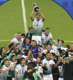 Los Guerreros alzaron el trofeo del Torneo Clausura 2018.
