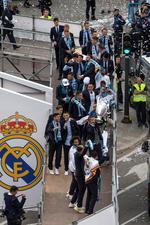 El Real Madrid celebró con la afición.