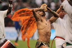 Con música los guerreros aztecas brindaron un espectáculo.