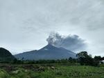 Toda Guatemala fue declarada en alerta naranja o de prevención, mientras que los departamentos de Escuintla, Chimaltenango y Sacatepéquez, donde su ubica el volcán de Fuego, están en alerta roja.