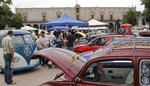 Duranguenses viven la pasión de los autos clásicos y antiguos