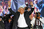 Andrés Manuel López Obrador registró un mitin histórico en el Estadio Azteca con una asistencia de 80 mil personas.
