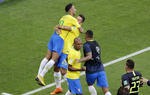 Neymar agradece las felicitaciones de 'Chicharito'.
