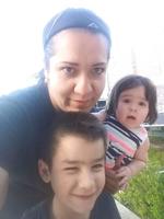 05072018 Alejandra con sus hijos, Paquito y Victoria.