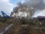 a Coordinación Estatal de Protección Civil de Durango (CEPCD) informó que las corporaciones de emergencia y seguridad se encuentran en el kilómetro 17 de la autopista Durango-Torreón atendiendo el accidente de la aeronave.