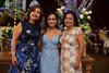 26082018 DESPIDE SU SOLTERíA.  Cynthia de la Garza en compañía de Laura Iglesias de Marcos y Sara Betancourt de De la Garza.