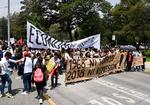 Miles marchan en la UNAM contra la violencia