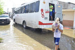 Llegaron hasta las zonas que siguen afectadas por las inundaciones.