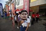 Fuera del estadio, el número 10 con Maradona en la espalda relucía.