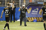 Con las emociones al tope, Diego Maradona llevó alegría a la cancha del Estadio Banorte.