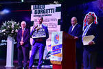 El Club Rotario premió el gran legado del sinaloense en el club de la región, Santos Laguna.