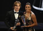 Luka Modric y Marta, los ganadores de la noche.