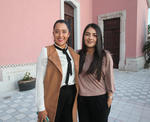Priscila Guereca y Karla  Quinteros.