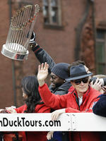 Los campeones festejaron con su título de la Serie Mundial en las calles de Boston.