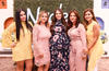05112018 FIESTA DE CANASTILLA.  Evelyn con las organizadoras de su baby shower: su mamá, Lupita, y sus tías, Laura, Yolanda y Karla.