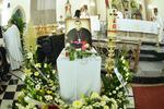 Fieles acudieron a velar los restos del obispo de Gómez Palacio.