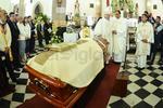 Minutos después, Monseñor Torres Campos, encabezó la misa de recepción de los restos mortales, en la cual estuvieron presentes familiares de Monseñor José Fortunato Álvarez.