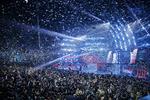 El cantante español Pablo Alboran se presenta durante la 19a ceremonia anual de los Premios Grammy Latinos en el MGM Grand Garden Arena en Las Vegas, Nevada.